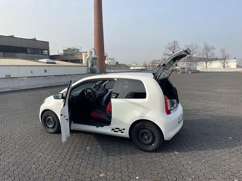 Gebraucht Skoda Citigo Monte Carlo 60 PS (44 kW) 2014 Weiß Kleinwagen