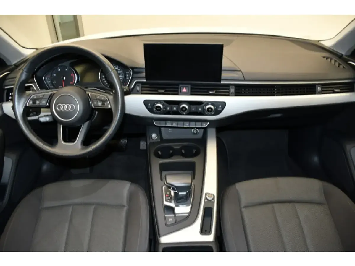 Gebraucht Audi A4 136 PS (100 kW) 2023 Kombi