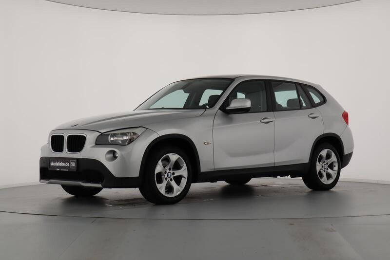 Titansilber metallic Gebraucht 2012 BMW X1 SUV | 10.450 € (Superpreis) - Bild 1/4