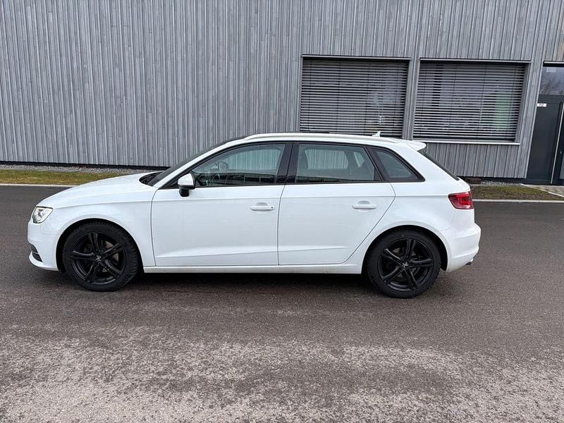 Gebraucht Audi A3 Ambition 150 PS (110 kW) 2015 Weiß Limousine