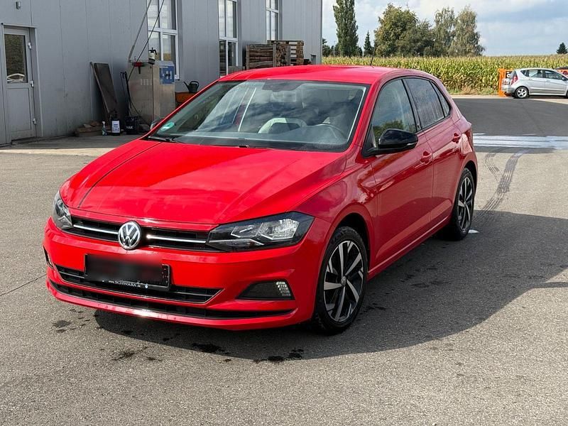 Rot Gebraucht 2018 VW Polo Beats Kleinwagen | 9.500 € (Fairer Preis) - Bild 1/4