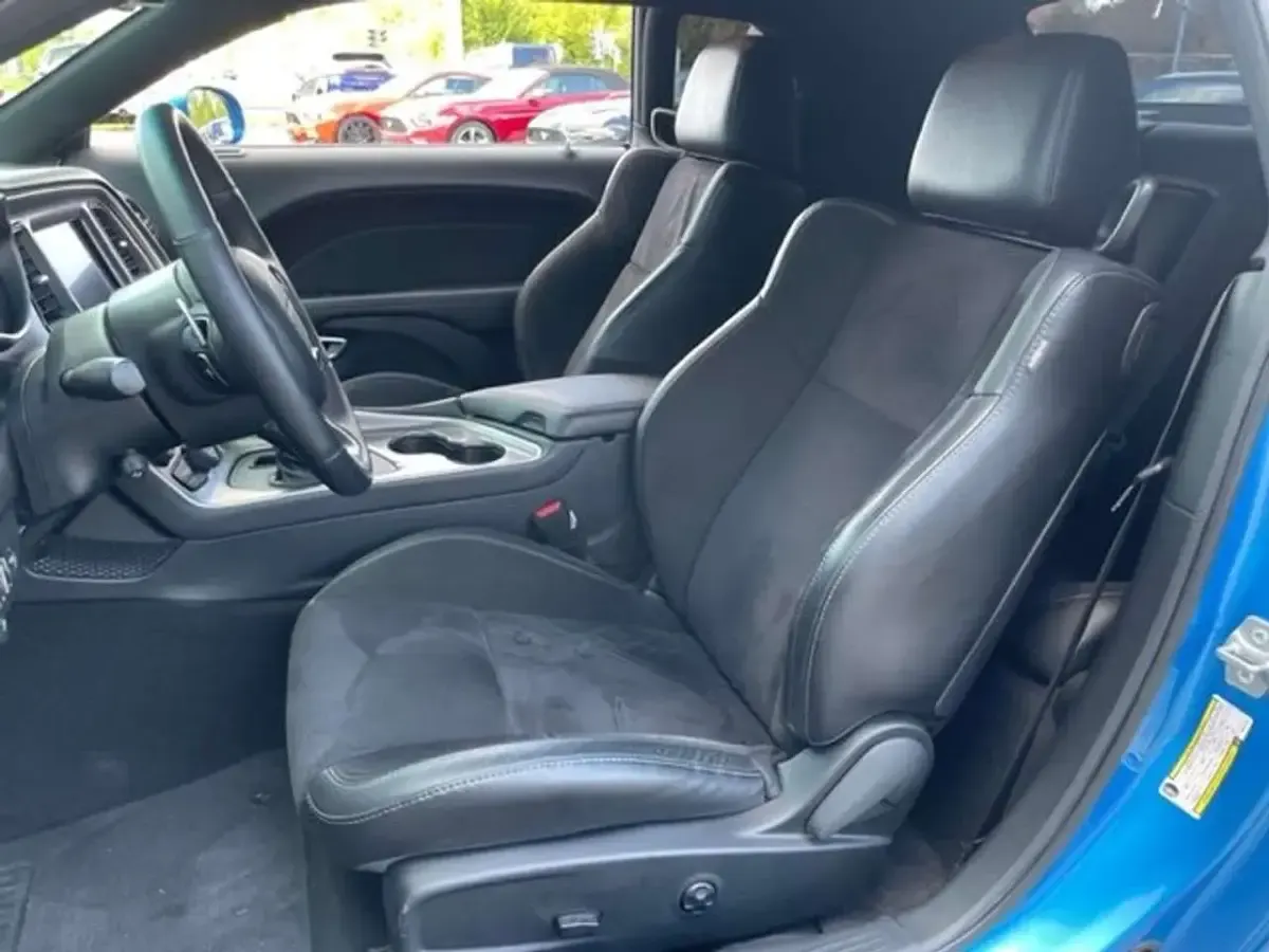 Używany Dodge Challenger 377 KM (277 kW) 2019 Czarny Coupe