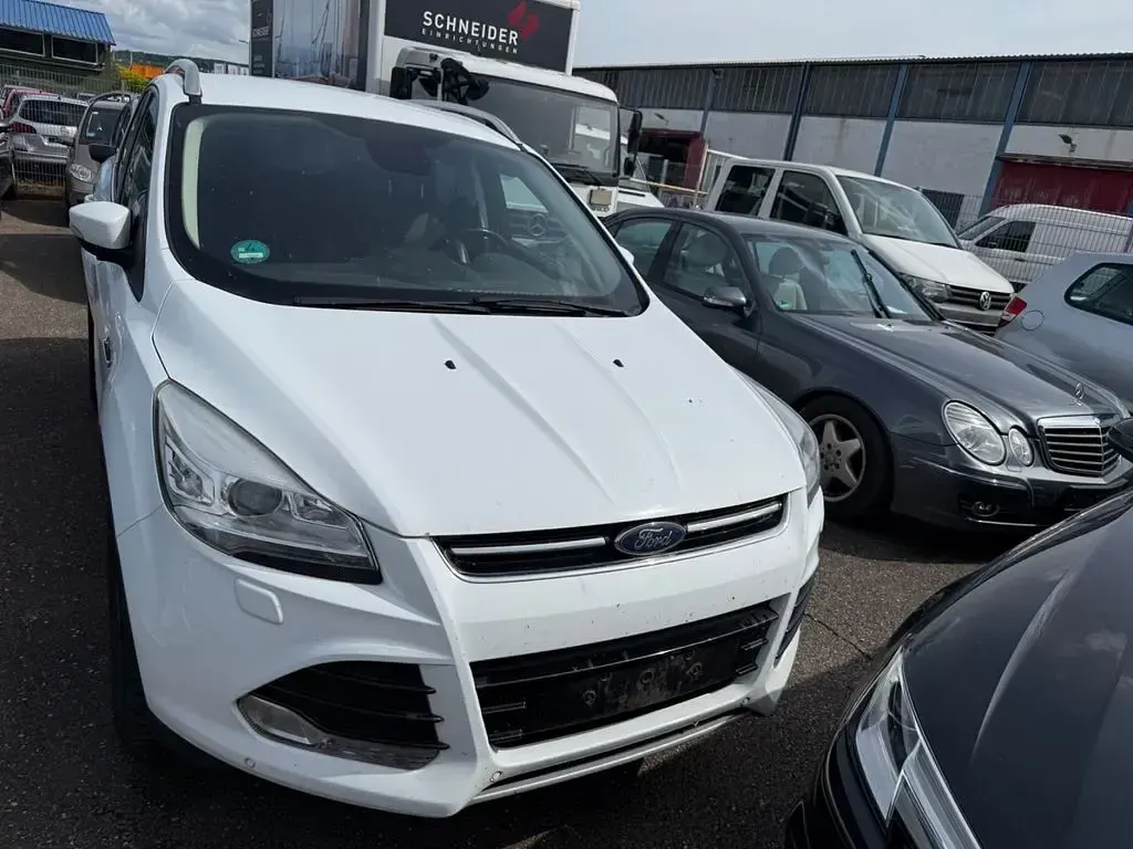 Gebraucht Ford Kuga Titanium 120 PS (88 kW) 2016 SUV