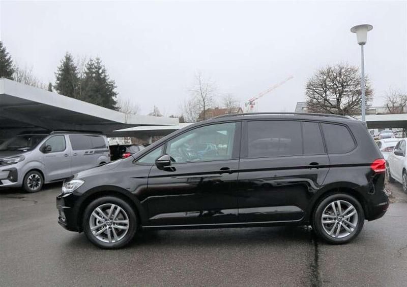 Neu VW Touran 150 PS (110 kW) 2026 Grenadillschwarz Van / Kleinbus