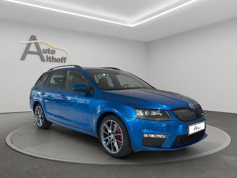 Blau Gebraucht 2014 Skoda Octavia RS Kombi | 12.700 € (Fairer Preis) - Bild 1/4
