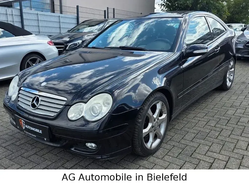 Gebraucht Mercedes C200 163 PS (119 kW) 2005 Schwarz Coupé
