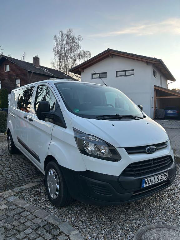 Second-hand Ford Transit 131 CP (96 kW) 2016 Alb Monovolum