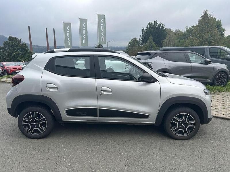 Gebraucht Dacia Spring Essentiel 33 kW (45 PS) 2023 Lightninggrau Kleinwagen