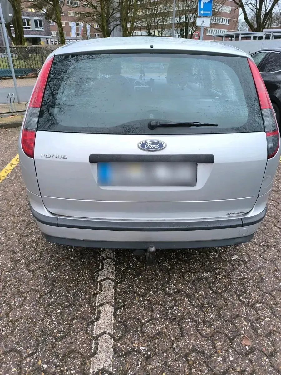 Gebraucht Ford Focus 101 PS (74 kW) 2005 Silber Kombi