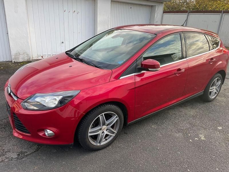 Gebraucht Ford Focus 150 PS (110 kW) 2012 Rot Limousine