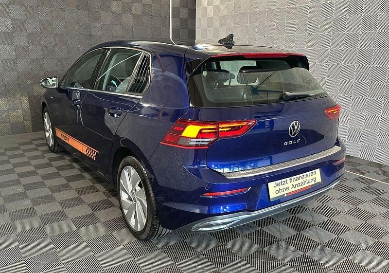 Gebraucht VW Golf VIII Style 131 PS (96 kW) 2020 Blau Limousine
