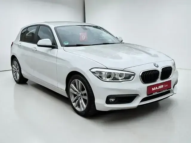 Gebraucht BMW 118 Shadowline 136 PS (100 kW) 2018 Weiß Limousine