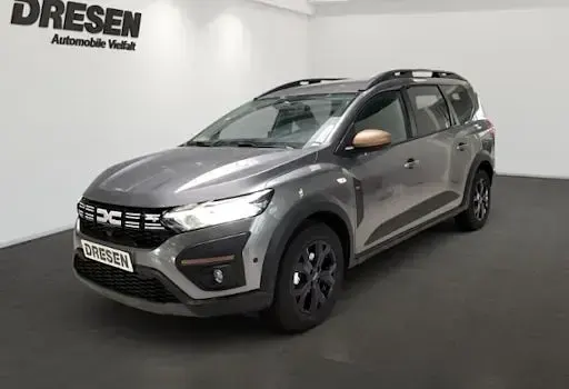 Neu Dacia Jogger Extreme 141 PS (103 kW) 2025 Grau Van / Kleinbus