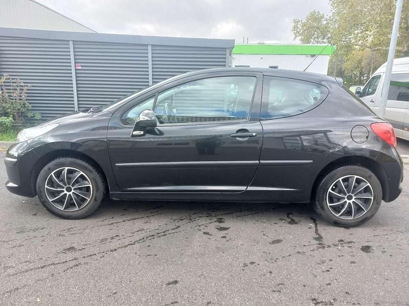 Gebraucht Peugeot 207 Filou 73 PS (53 kW) 2007 Schwarz Kleinwagen
