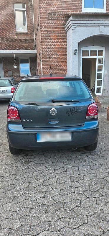 Gebraucht VW Polo 60 PS (44 kW) 2008 Grau Kleinwagen