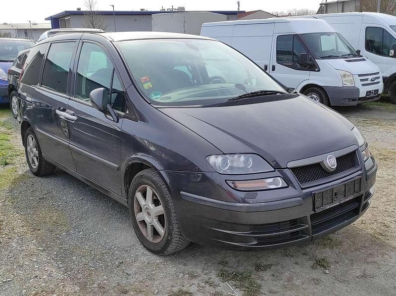 Gebraucht Fiat Ulysse 170 PS (125 kW) 2010 Grau/aster/bernini Van / Kleinbus