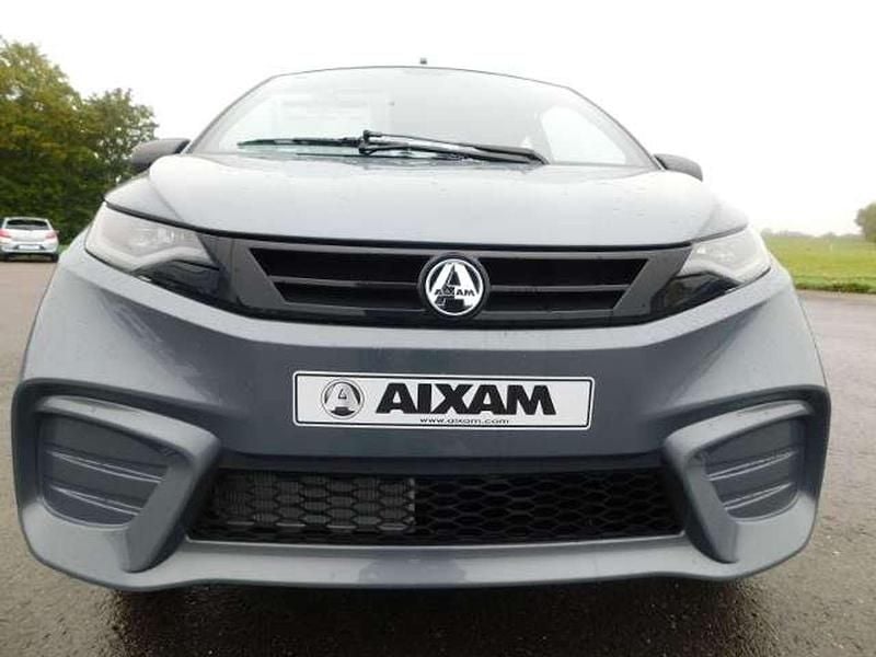 Grau Neu 2025 Aixam City Pack Limousine | 16.220 € (Fairer Preis) - Bild 1/4
