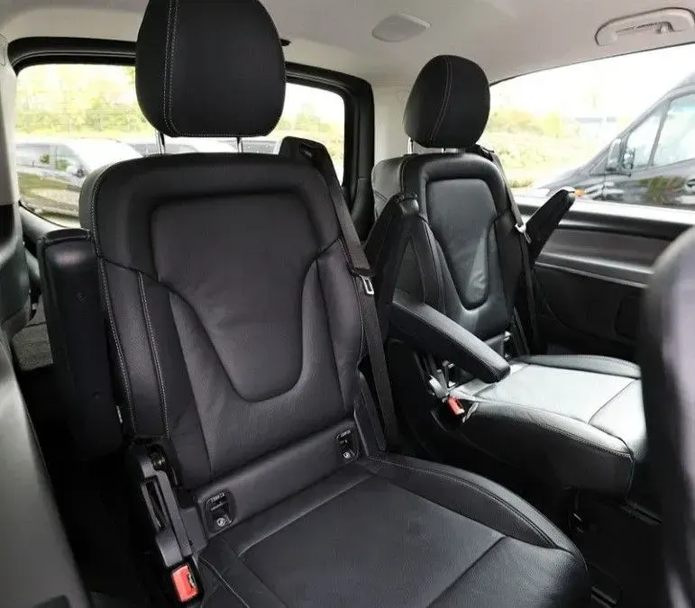 Gebraucht Mercedes V250 AMG line 190 PS (139 kW) 2019 Schwarz Van / Kleinbus
