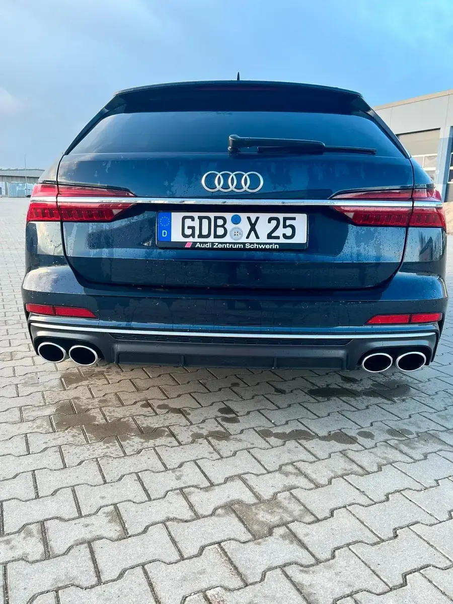 Gebraucht Audi S6 400 PS (294 kW) 2019 Blau Kombi