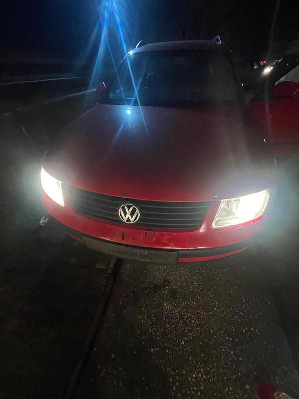 Rot Gebraucht 1999 VW Golf IV Kombi | 699 € - Bild 1/4