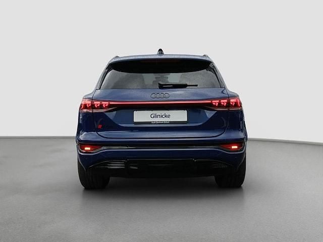 Gebraucht Audi SQ6 e-tron Ambiente 359 kW (489 PS) 2024 Ascariblau metallic SUV