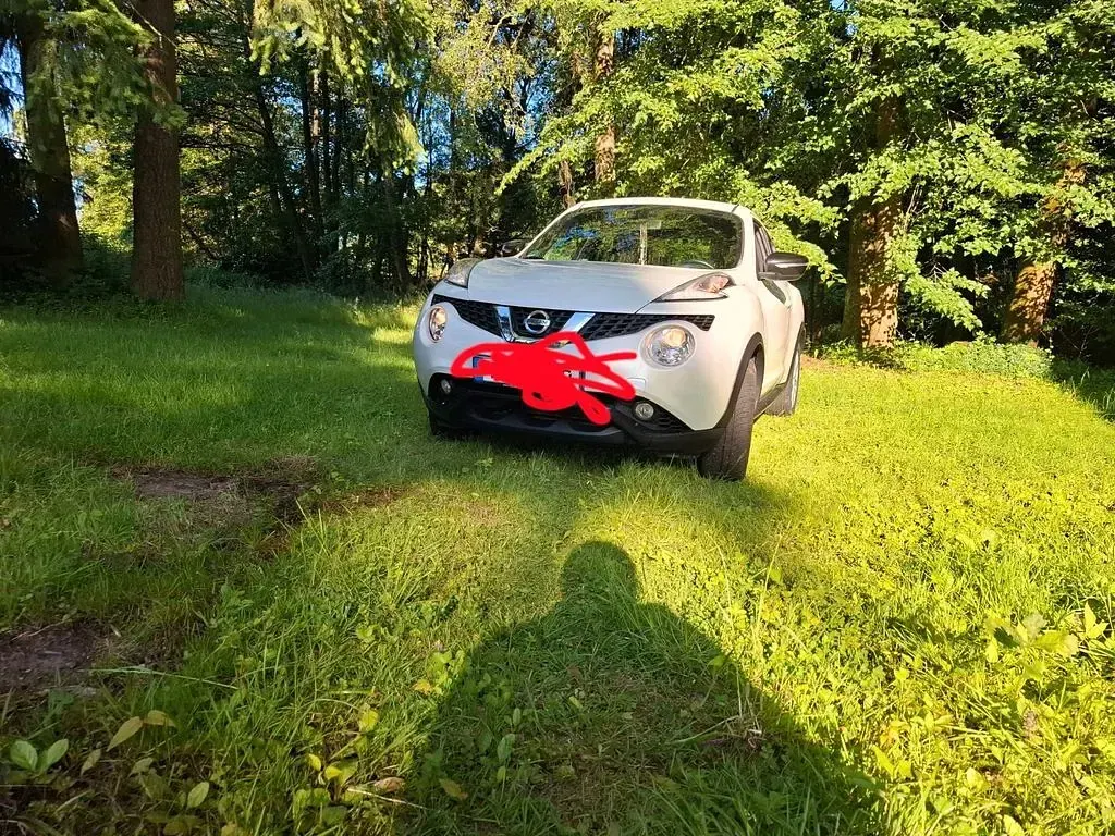 Gebraucht Nissan Juke Acenta 116 PS (85 kW) 2015 Weiß SUV