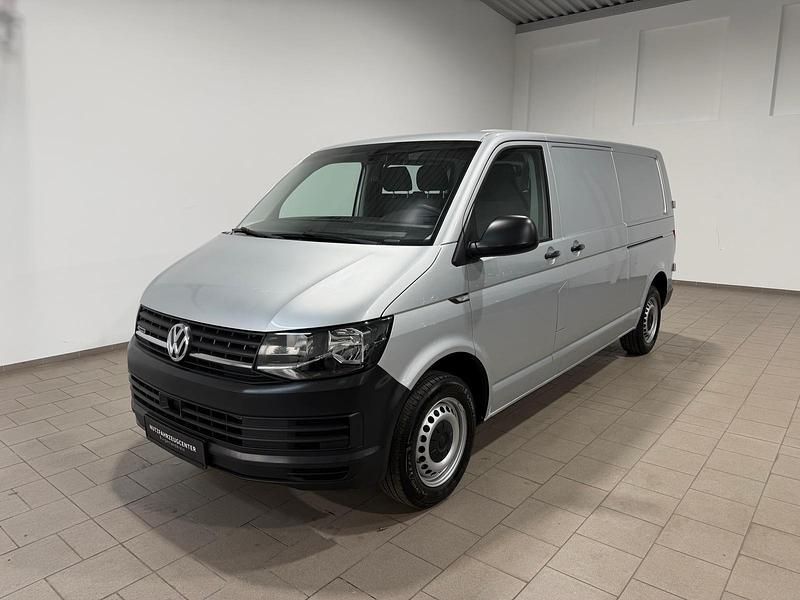 Gebraucht VW Transporter 150 PS (110 kW) 2018 Reflex silber Van