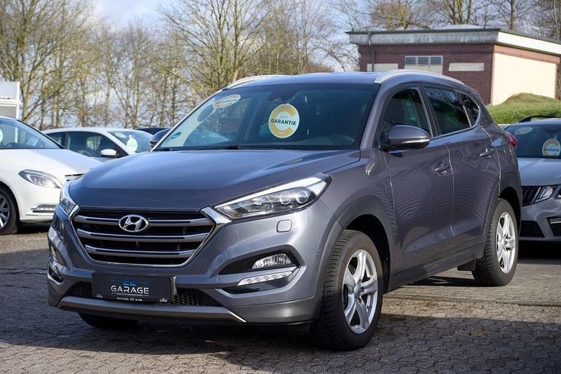 Gebraucht Hyundai Tucson Style 177 PS (130 kW) 2015 Grau SUV