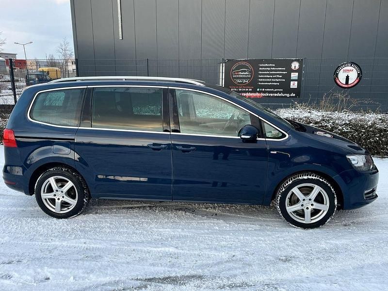 Gebraucht VW Sharan Cup 177 PS (130 kW) 2014 Blau Van / Kleinbus