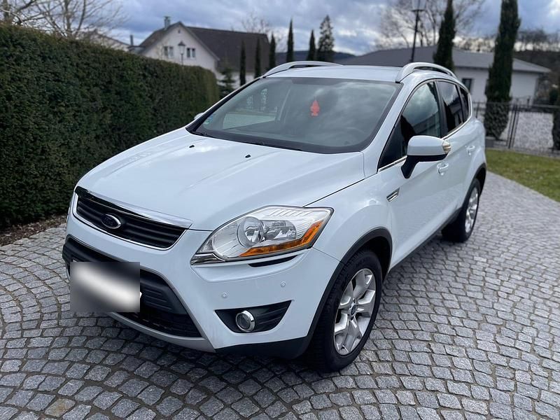 Gebraucht Ford Kuga 140 PS (102 kW) 2012 Weiß SUV