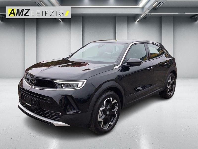 Schwarz metallic Gebraucht 2025 Opel Mokka-e Ultimate SUV | 24.490 € (Fairer Preis) - Bild 1/4