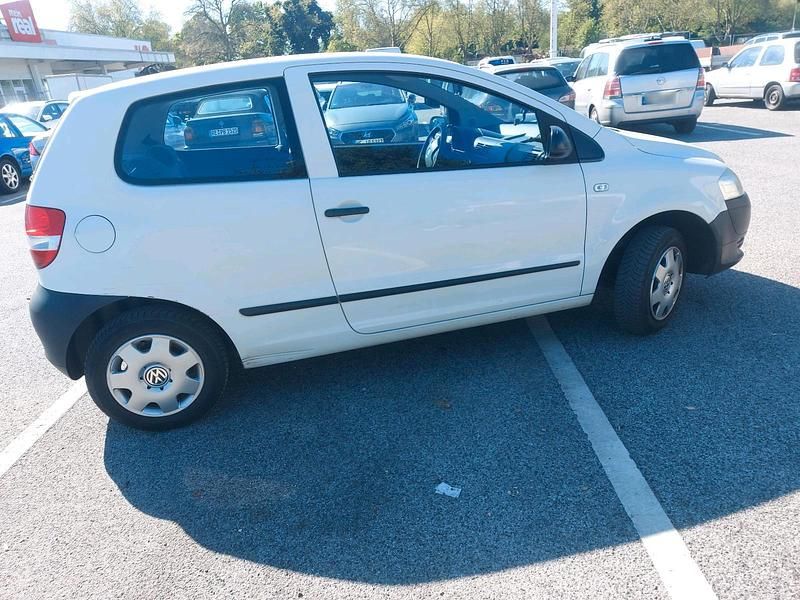 Second-hand VW Fox 60 CP (44 kW) 2010 Alb Hatchback