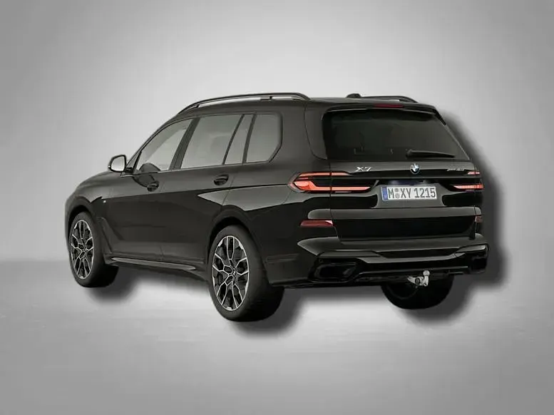 Gebraucht BMW X7 M Sport 352 PS (258 kW) 2026 Saphirschwarz metallic SUV