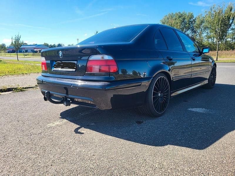 Gebraucht BMW 523 Performance 170 PS (125 kW) 1999 Schwarz Limousine
