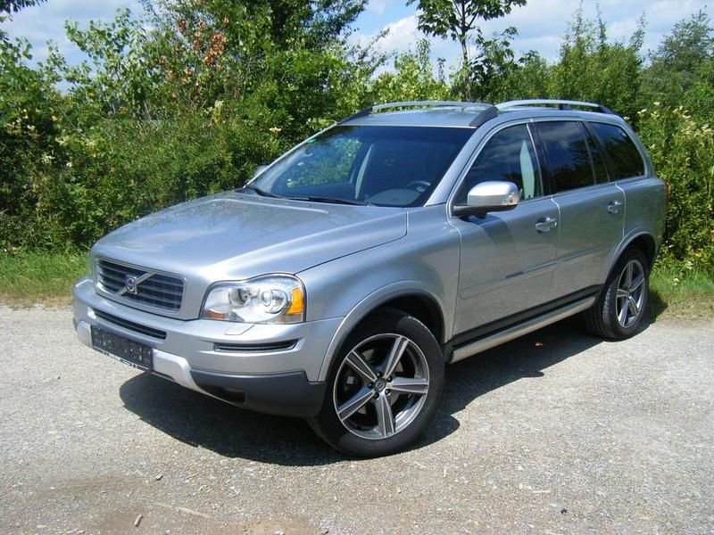 Silber Gebraucht 2009 Volvo XC90 SUV | 14.300 € (Teuer) - Bild 1/4
