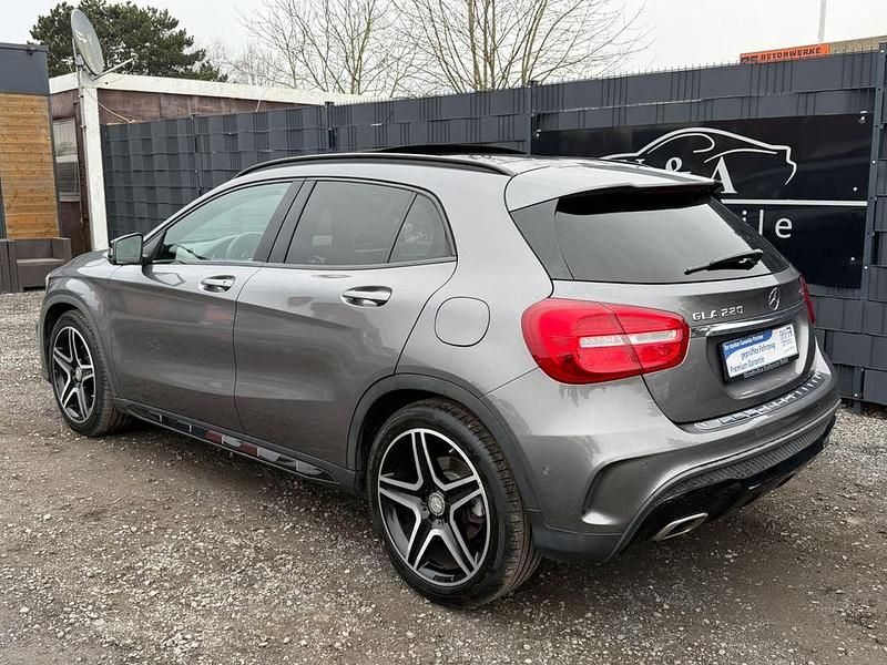 Gebraucht Mercedes GLA220 AMG 170 PS (125 kW) 2014 Grau SUV