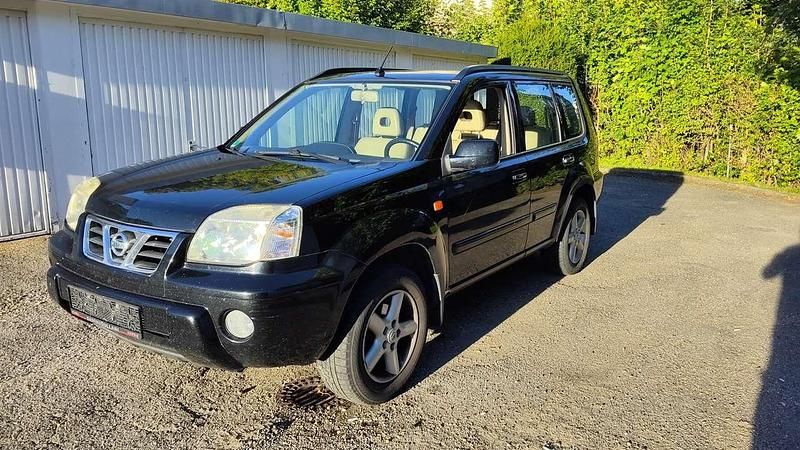 Schwarz Gebraucht 2003 Nissan X-Trail Comfort SUV | 1.499 € (Superpreis) - Bild 1/4