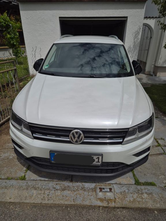 Gebraucht VW Tiguan IQ Drive 150 PS (110 kW) 2019 Weiß SUV
