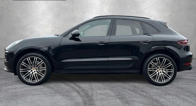 Gebraucht Porsche Macan S 258 PS (189 kW) 2016 Tiefschwarzmetallic SUV