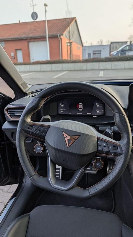 Gebraucht Cupra Leon VZ 310 PS (228 kW) 2023 Schwarz Kombi