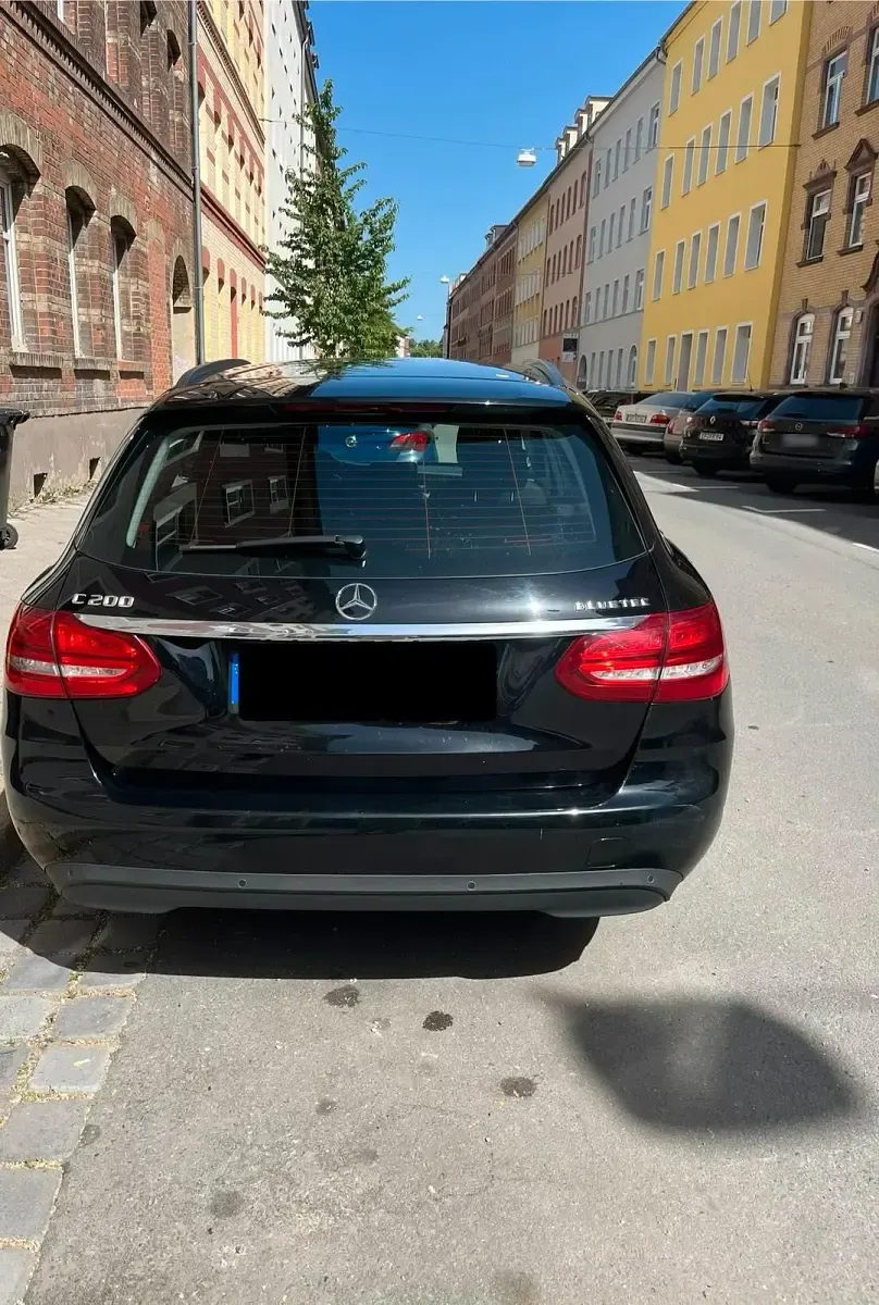 Gebraucht Mercedes C200 Avantgarde 136 PS (100 kW) 2015 Schwarz Kombi