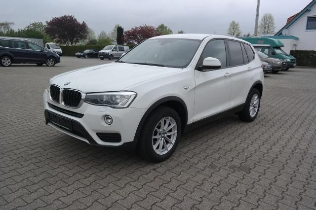 Alpinweiss 3 Gebraucht 2016 BMW X3 Advantage SUV | 14.998 € (Fairer Preis) - Bild 1/4