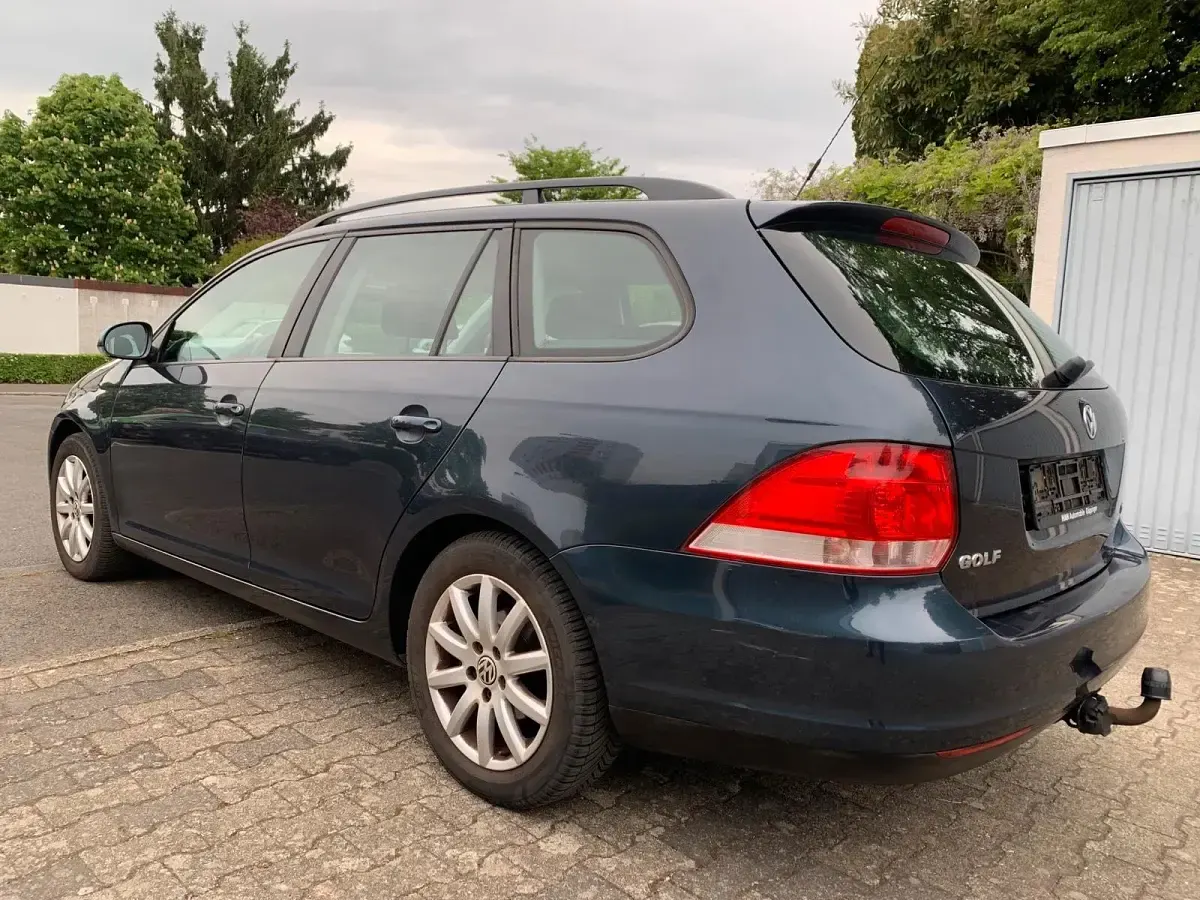 Second-hand VW Golf VI 122 CP (89 kW) 2010 Albastru Hatchback