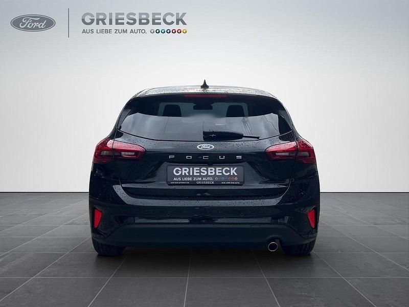 Neu Ford Focus 155 PS (114 kW) 2025 Agate blackmetallic Limousine