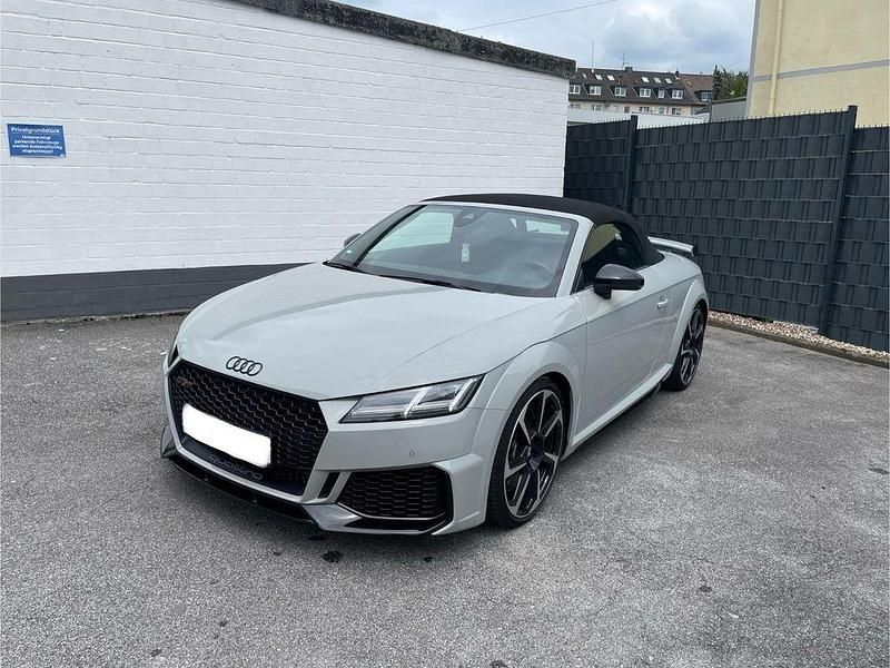 Grau Gebraucht 2020 Audi TT Roadster Design Cabrio | 52.900 € (Guter Preis) - Bild 1/4