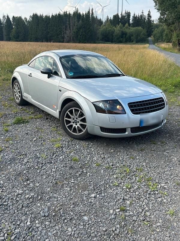 Silber Gebraucht 2000 Audi TT Design Coupé | 2.800 € (Guter Preis) - Bild 1/4
