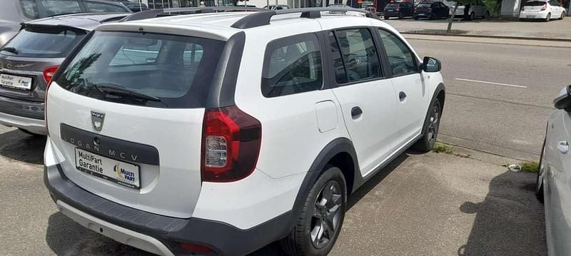 Gebraucht Dacia Logan Celebration 90 PS (66 kW) 2018 Weiß Limousine
