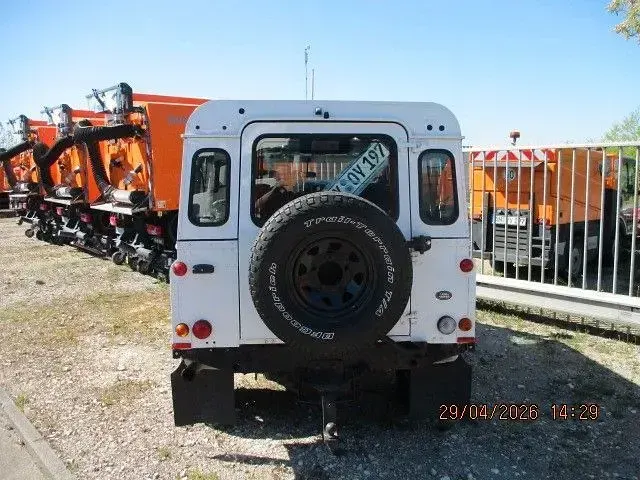 Gebraucht Land Rover Defender 122 PS (89 kW) 2012 SUV