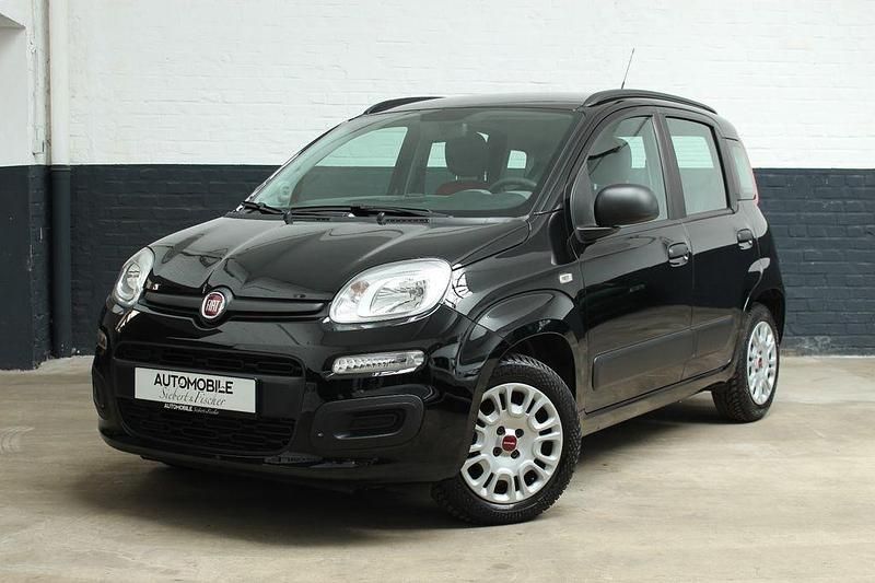 Schwarz Gebraucht 2013 Fiat Panda Kleinwagen | 6.390 € (Etwas zu teuer) - Bild 1/4