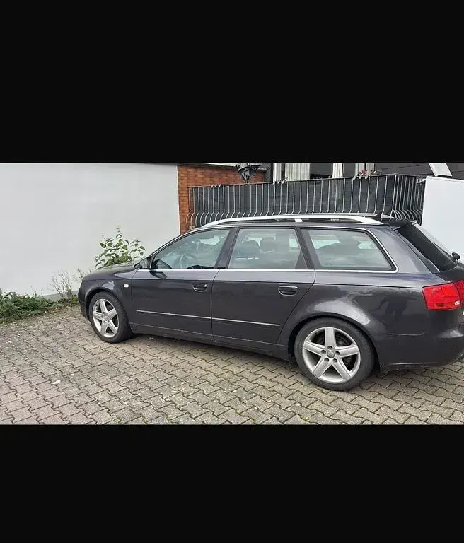 Gebraucht Audi A4 140 PS (102 kW) 2007 Grau Limousine